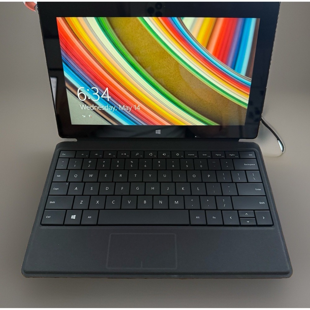 Microsoft Surface Pro 2 Model 1601 10.6" 4GB RAM 128GB Black Windows 8 Pro